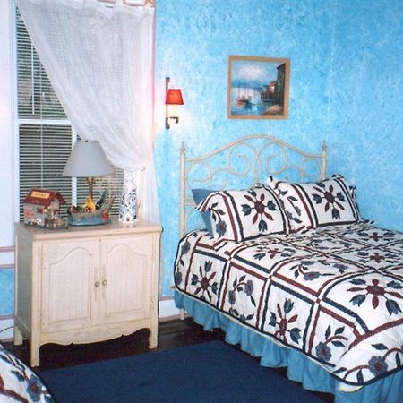 The Twin Magnolias Bed & Breakfast 罗阿诺克拉皮兹 外观 照片